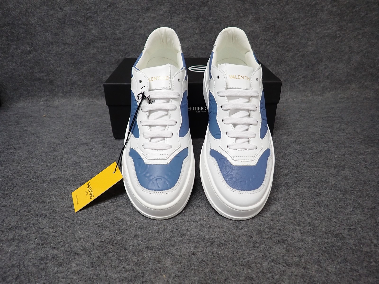 NEW Valentino Minerva Italian Leather Sneaker Denim-White Womens 7.5 (SS59)