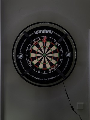 Target Corona Vision LED Dartboard Beleuchtungssystem + Winmau Schaumstoffring