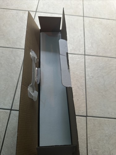 Desobry PTV141B 14" Portable TV w/Antenna, ATSC Tuner, HDMI, USB, AV w/ Stand - Picture 17 of 17