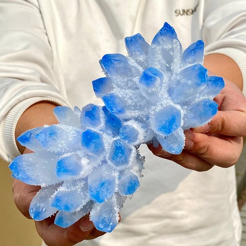 2.34LB Newly discovered blue Phantom Quartz Crystal Cluster mineral samples - 第 6/13 張圖片
