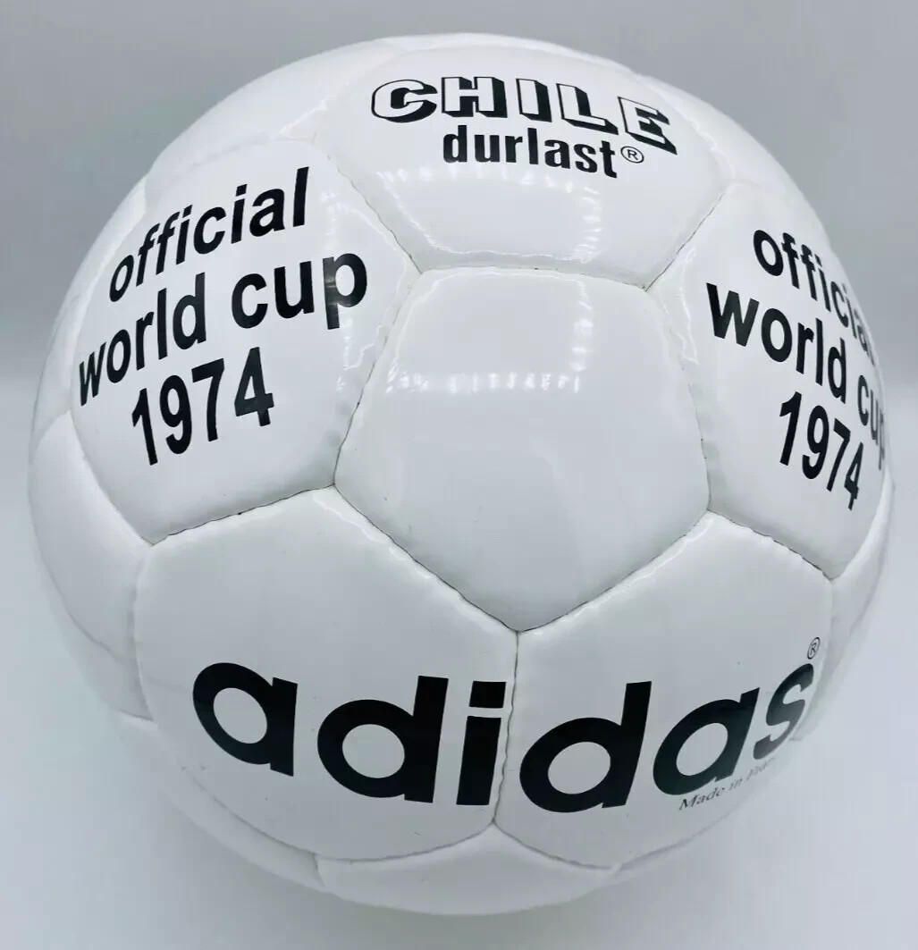 HANDMADE ADIDAS OFFICIAL CHILE DURLAST GERMANY 1974 WORLD CUP