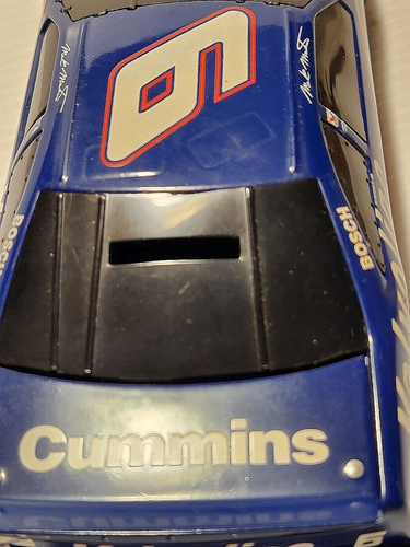 NASCAR Mark Martin #6 Valvoline DieCast 1:24 Ford Thunderbird Bank 1997 Action - Picture 8 of 12