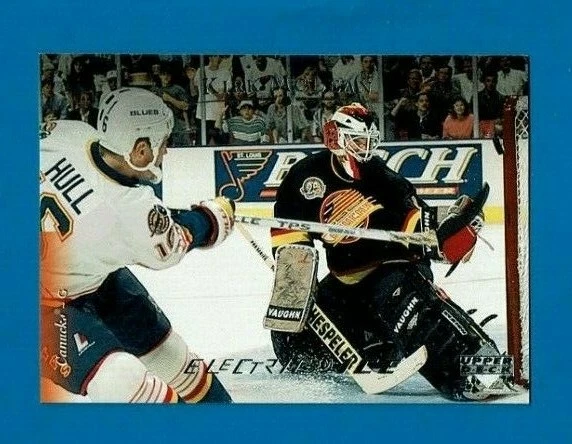 1995-96 Upper Deck ELECTRIC ICE parallel # 136 Kirk McLean Vancouver Canucks - Image 2 of 3