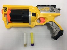 Nerf N-Strike MAVERICK REV-6 w/ Rotating Barrel  2 Micro Darts