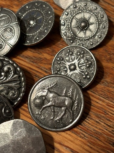 Vintage Pewter Buttons~ 30 Norwegian Factory Errors. - Picture 9 of 13