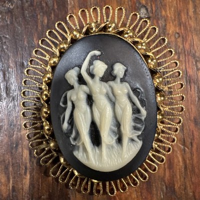 Vintage Kramer Brooch Pin Pendant Trio of Muses Cameo 50 s