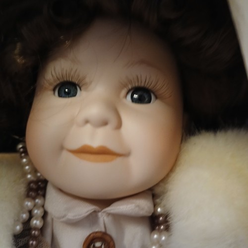 Boyds Bears Yesterdays Child Porcelian Doll Amy #4921 With Box Read - Picture 4 of 14