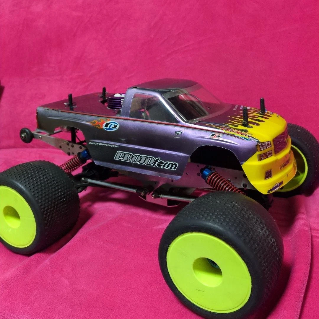 Kyosho 1:8 Scale Hobby RC Car, Truck & Motorcycle Monster Trucks