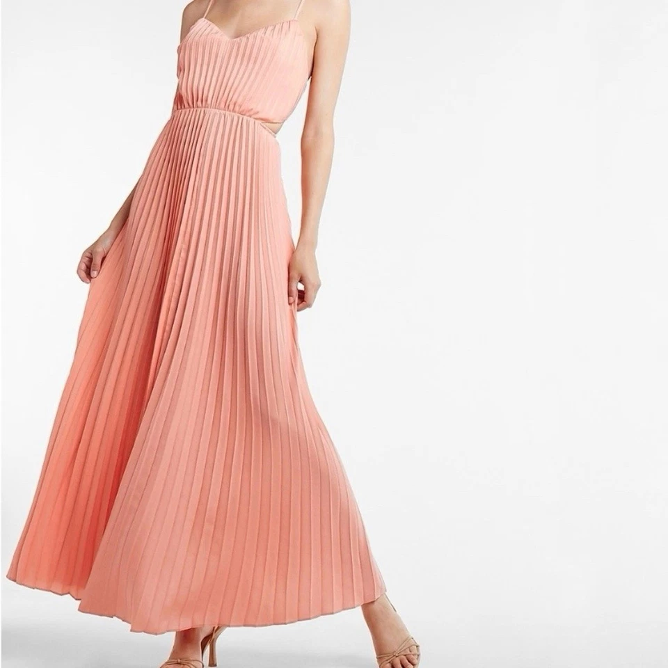 Maxi Vestido Express Talla M Plisado Corte Lateral Fiesta Cóctel Formal Melocotón Rubor Foto 2 de 4