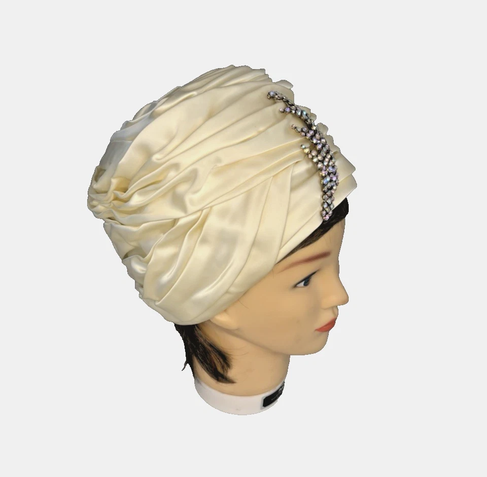 Sombrero turbante broche diamantes de imitación marfil marfil G. Howard Hodge años 60 vintage 22" Foto 2 de 4