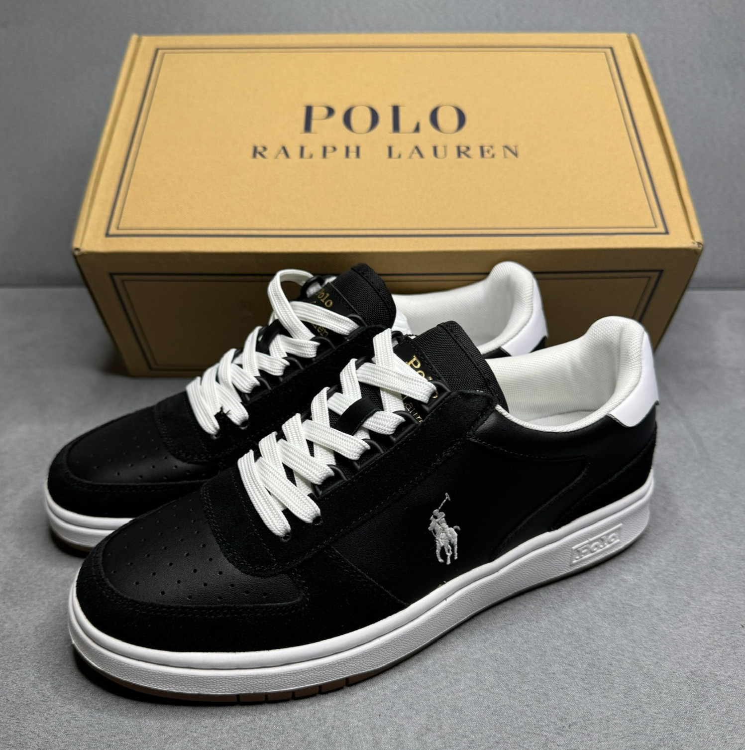 Casual Shoes
