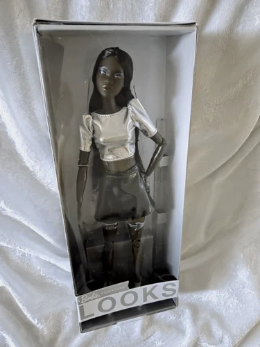 Barbie Signature Looks Doll * Model #10 * NRFB