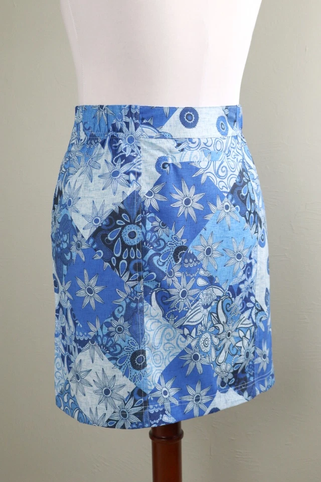 FALDA RASGADA NUEVA CON ETIQUETAS Floral Patchwork Azul Informal Board Falda Talla XL Foto 4 de 4
