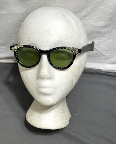 Vintage Cat Eye SUNGLASSES Pearls accent GOLD GLITTER Unique Frames GO-GO MOD