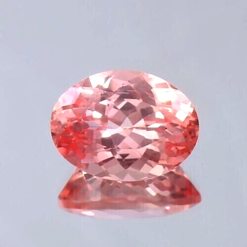 Gemma sciolta certificata 8-9 ct zaffiro forma ovale naturale Ceylon Gemma sciolta certificata 8-9 ct zaffiro forma ovale naturale Ceylon