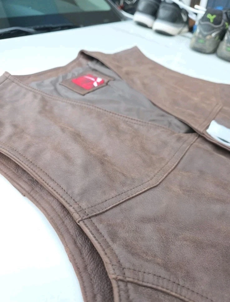 Vintage 90s Marlboro Country Store Genuine Leather Vest - Men's L Deadstock image 5