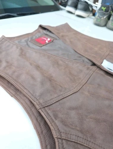 Vintage 90s Marlboro Country Store Genuine Leather Vest - Men's L Deadstock image 5