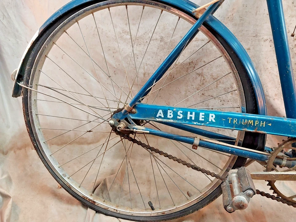 Bicicleta Triumph Absher Cruiser 1966 pequeña 54 cm 3 velocidades buje interno con orejetas de acero :) Foto 4 de 4