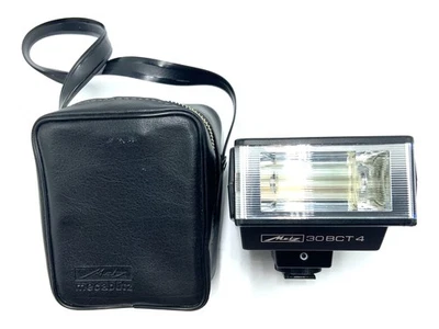 EasyBuy Metz 30 BCT 4 Flash Électronique Pour Caméra Avec Étui Bon État - Photo 1/3