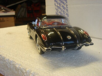 FRANKLIN Mint 1:24 1958 CHEVY CORVETTE CONVERTIBLE | eBay
