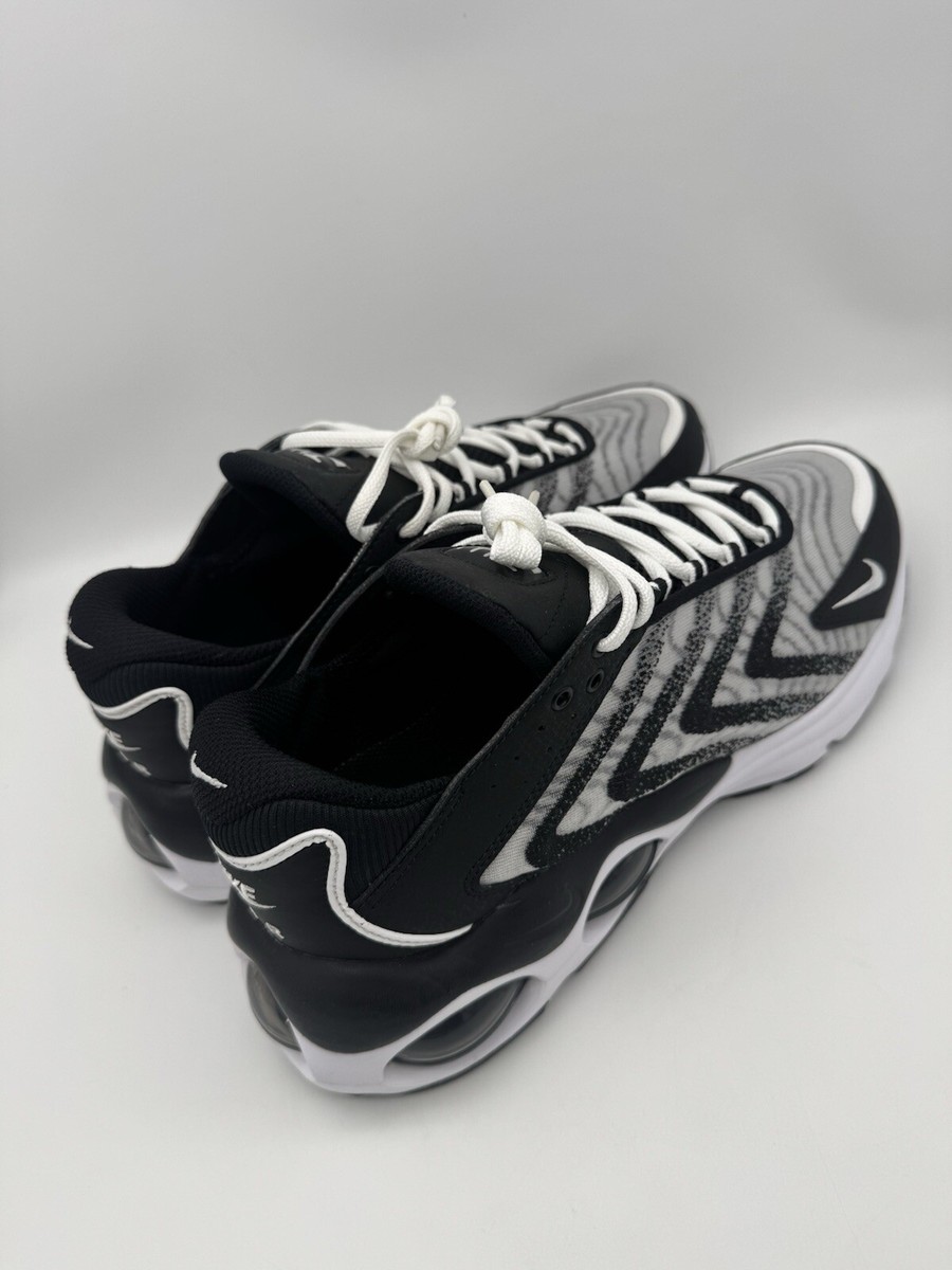 Nike Men's Air Max TW Black/White Sneakers DQ3984 001 Size 11.5 US