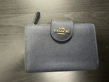 COACH Medium Corner Zip Wallet Crossgrain Leather 6390 Midnight w/Gift Bag