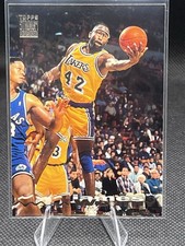 Topps 1993-94 Stadium Club James Worthy #91 Base Los Angeles Lakers Basketball