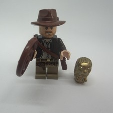 LEGO Indiana Jones Temple Escape (7623) - Jones con idolo d'oro del tempio peruviano