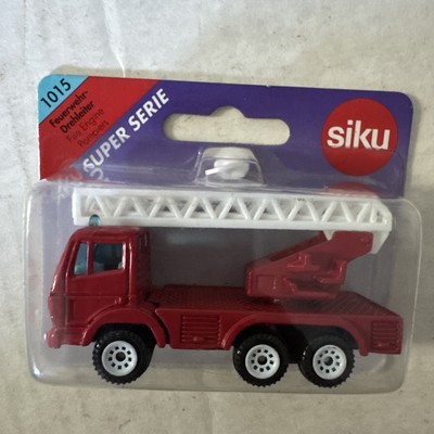 Rare Siku 1015 Fire Engine Drehleiter Diecas Truck New in Sealed Purple Package