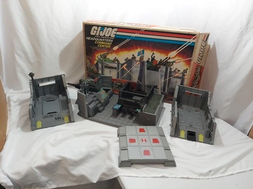 VINTAGE 1980'S HASBRO GI JOE HEADQUARTERS COMMAND CENTER WITH ORIGINAL BOX