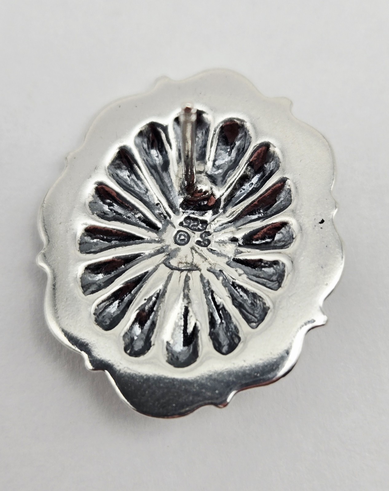 VTG Sterling Silver Concho Flower Post Earrings Handcrafted Southwest Style 8.9g