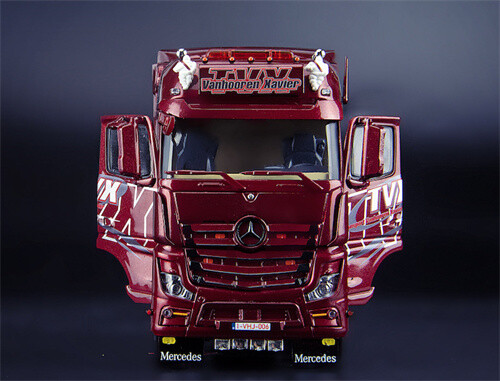 IMC FOR MERCEDES for BENZ ACTROS Vanhooren Xavier 4x2 1/50 DIECAST Truck Model - Picture 1 of 3
