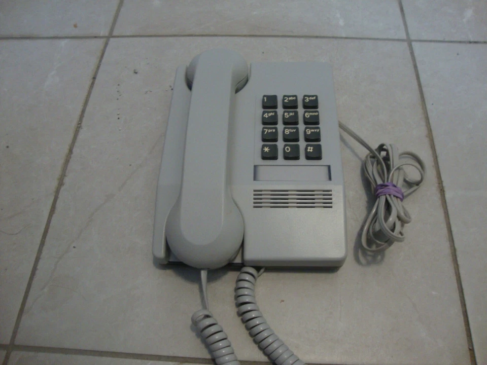 GRAY HARMONY NORTHERN TELECOM TELEPHONE MADE IN CANADA Foto 3 de 4