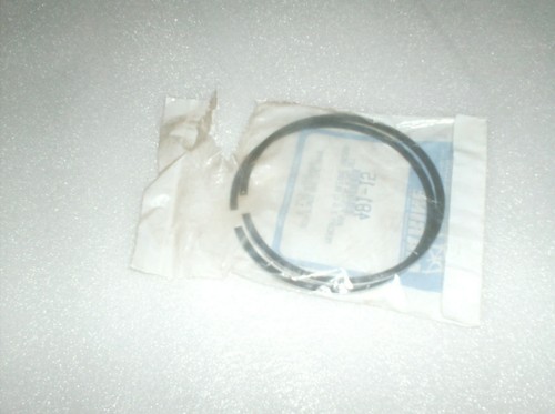 NOS,   .015  PISTON RING SET, MERCURY 2.5 LTR, BEFORE G 052595, , 39-815268R4 - Foto 2 di 2