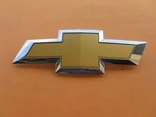 15 16 17 18 19 CHEVY COLORADO FRONT GRILLE EMBLEM BADGE LOGO SYMBOL SIGN A42335