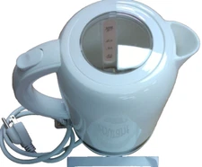 Courant 1.0L 360⁰ Cordless Electric Kettle, LED Light, Water level, White, NEW!!