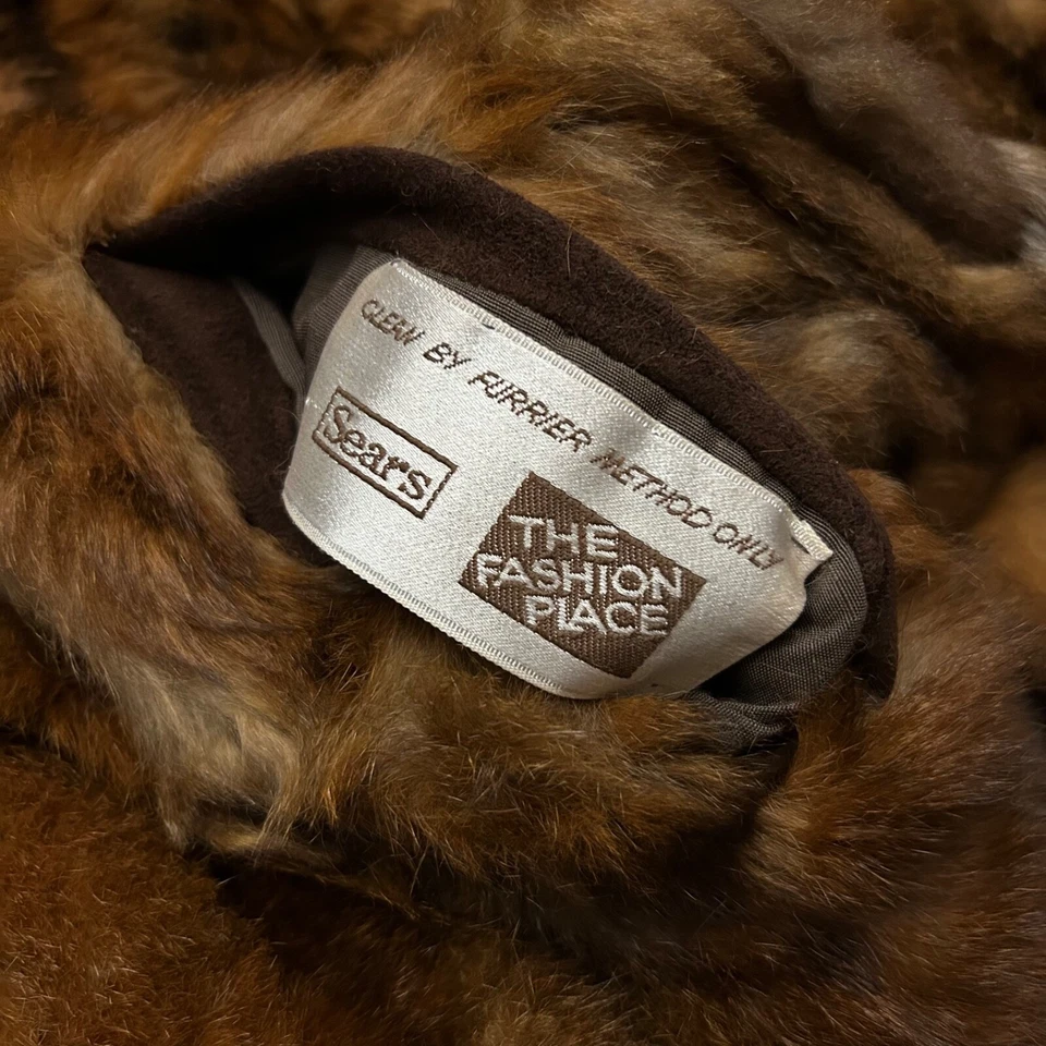 Casaco de pele sintética vintage anos 60 patchwork Sears Fashions marrom boho jaqueta hippie - Imagem 2 de 4