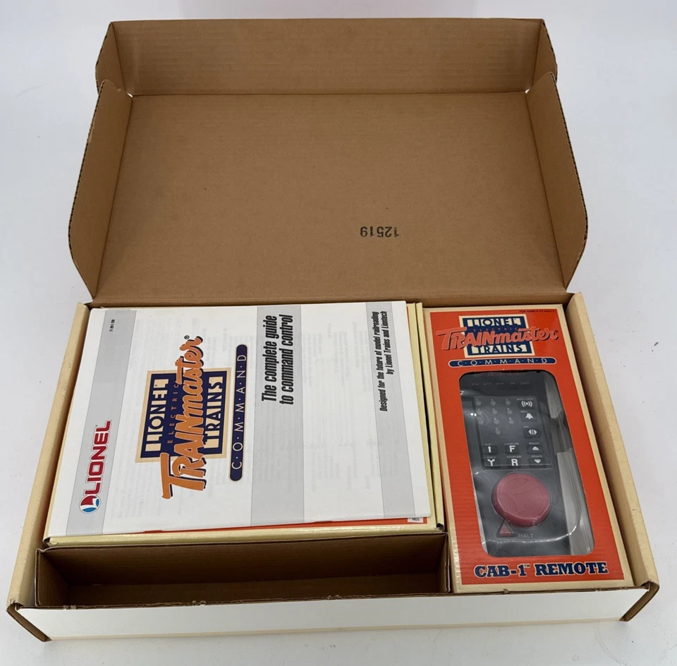 Lionel 6-12969 TrainMaster CAB-1 Command Set Remote & Base powermaster New Boxed - Image 3 of 4