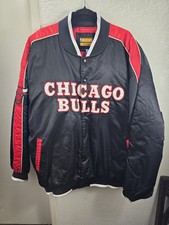 Chicago Bulls Vintage 90s Starter Satin Bomber Jacket - NBA Basketball Black Red