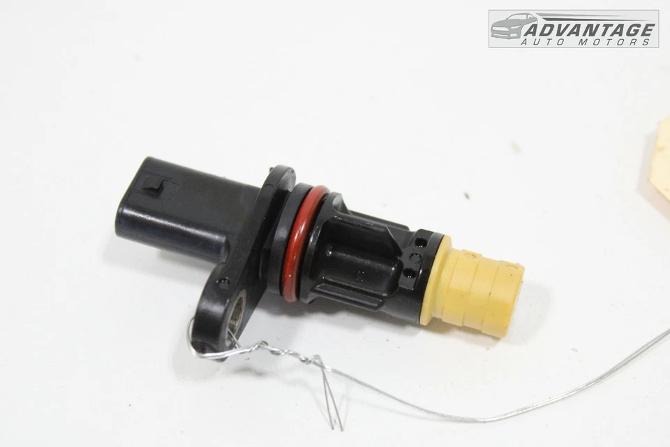 2016-2022 CHEVROLET CAMARO RIGHT ENGINE MOTOR CRANKSHAFT POSITION SENSOR OEM - Image 2 of 4