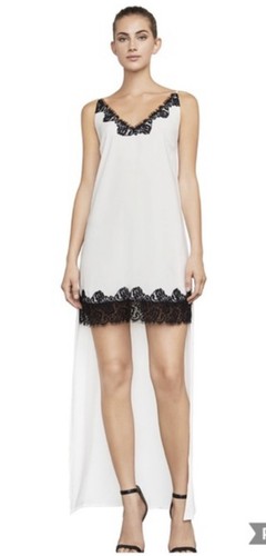 ABITO NUOVO CON ETICHETTE BCBG MAXAZRIA LAGO PIZZO - BORDO ALTO E BASSO SCOLLO A V TAGLIA XS $300,00 - Foto 2 di 7