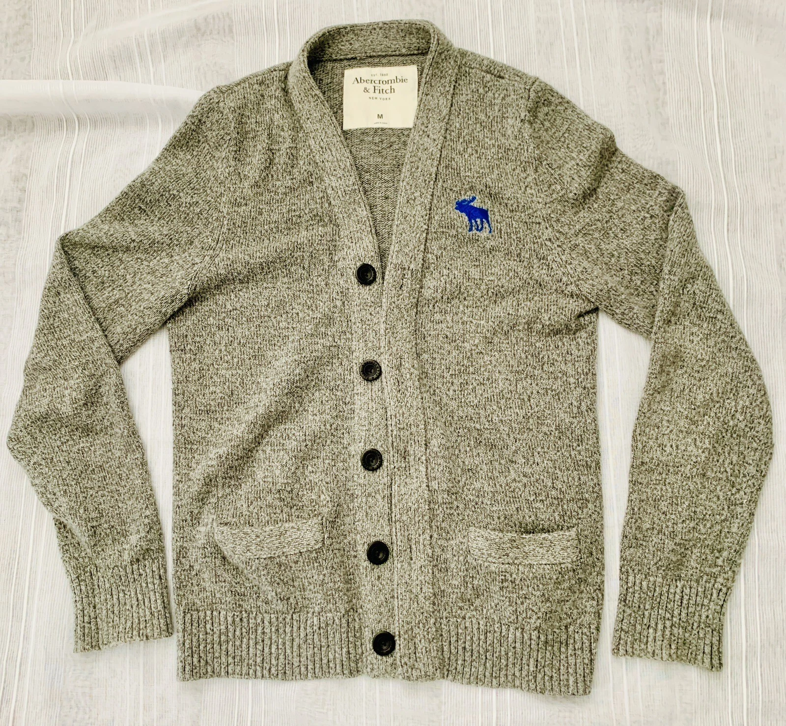 Rare ABERCROMBIE FITCH Moose Men’s Size M Winter Thermal Jacket Cardigan Gray