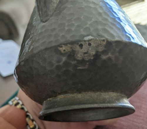 Hammered pewter, Irish thistle engraved creamer Frank Cobb & Co. circa 1920-39 - Picture 7 of 7