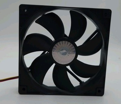 Cooler Master A12025-08CB-3BN-F1 120x120x25mm Fan Gehäuselüfter 3-Pin Lüfter 