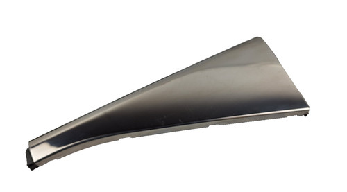 Roof trim bar molding cover