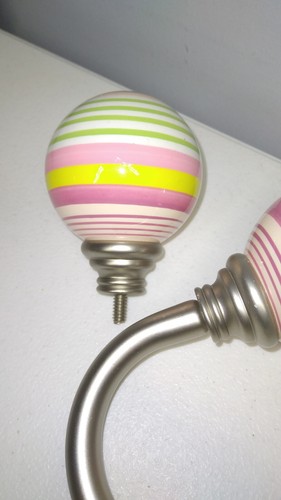Pottery Barn Kids Pink Green Stripes Ceramic Curtain Finials And 1 Hold Back - Picture 2 of 12