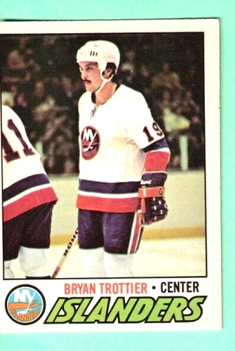 (1) BRYAN TROTTIER 1977-78 O-PEE-CHEE # 105 ISLANDERS 2ND YEAR EX-MT (K1734)