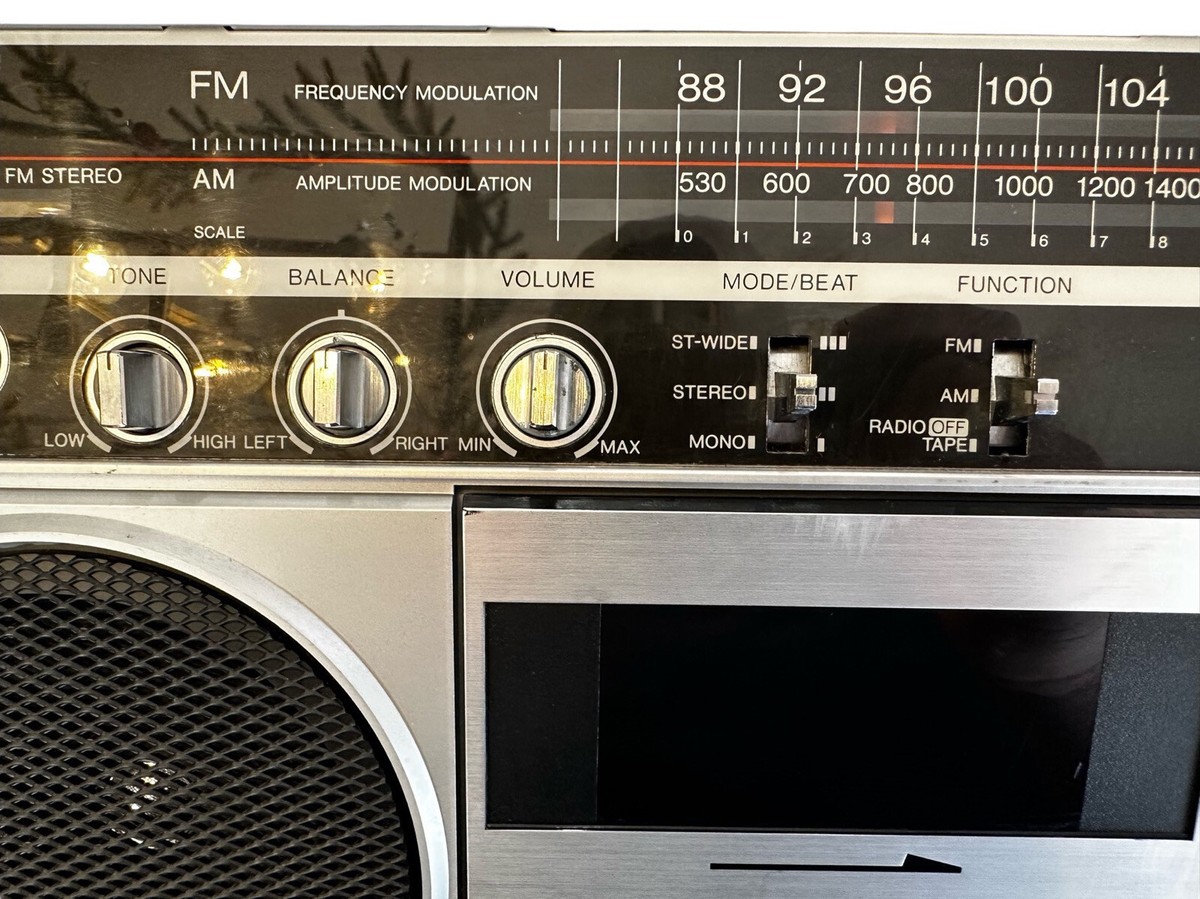 Vintage Toshiba RT-80S Stereo Radio Cassette Recorder Boombox