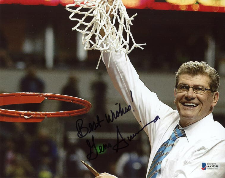 GENO AURIEMMA SIGNED AUTOGRAPHED 8x10 PHOTO UCONN HUSKIES BASKETBALL BECKETT BAS 