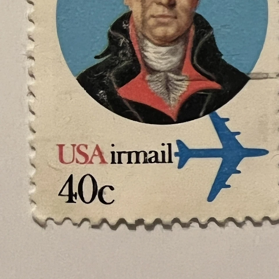 ERROR 1980 US STAMP #C98 SMALL SPACE BETWEEN "USA" "AND "IRMAIL" - Image 2 of 3